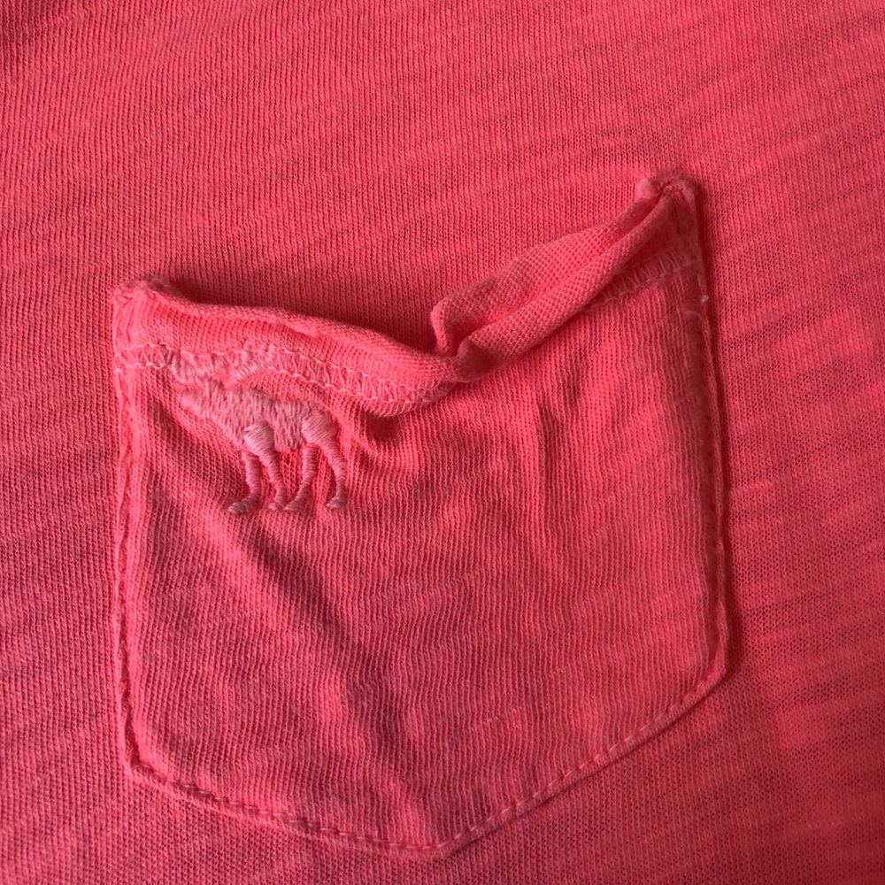 Tee - Picture 4 of 4